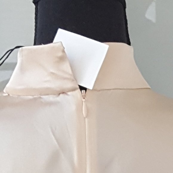 NWT--Nordstrom Rack Kendall & Kylie Stretch  Silk  Mock Neck L/S Blouse - Picture 12 of 12